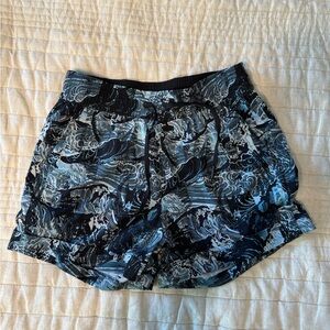 Lululemon lightweight blue print short